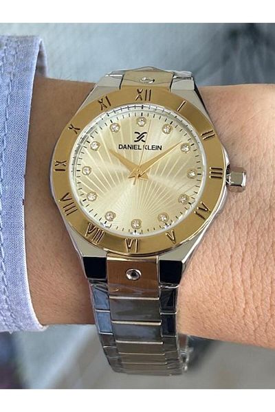 Daniel Klein Stylish and Sporty with Modern Design, New Model Women's Wristwatch Suitable for Every Use