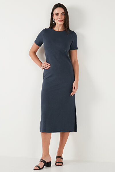 Lela Regular Fit Bisiklet Yaka Yırtmaç Detaylı Midi Elbise ELBİSE 5866165