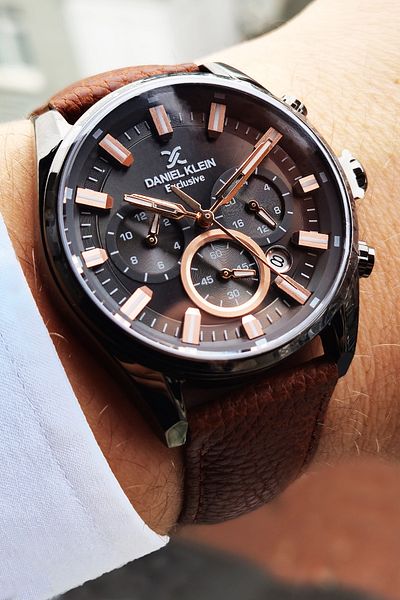 Daniel Klein Exclusive Custom Mirrored Dial Multi Function Day, 12/24 Hours, Waterproof Leather Men's Wristwatch