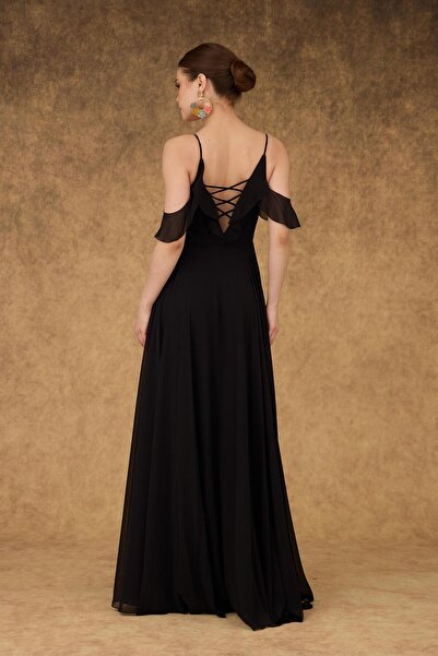 Carmen Siyah Şifon Göğsü Volanlı Uzun Abiye Elbise