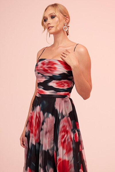 Carmen Siyah Askılı Yırtmaçlı Empirme Abiye Elbise