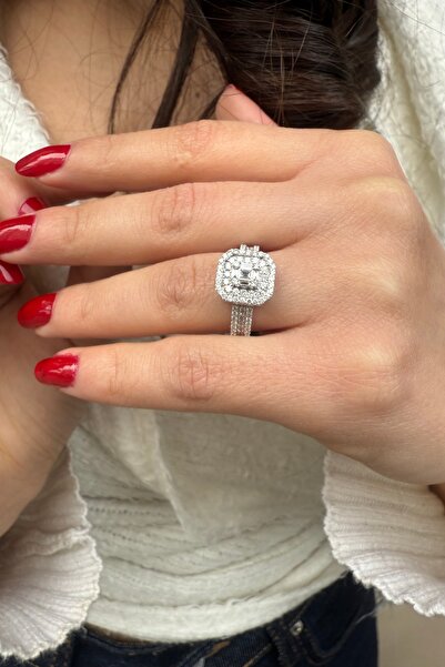 Utku Kuyumculuk 14 AYAR 0,79 CT PIRLANTA TAŞLI YÜZÜK