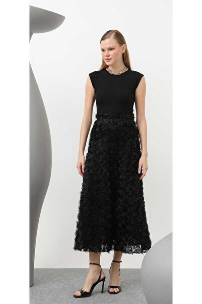 BelezaStore تنورة كومبو بتفاصيل وردية ثلاثية الأبعاد