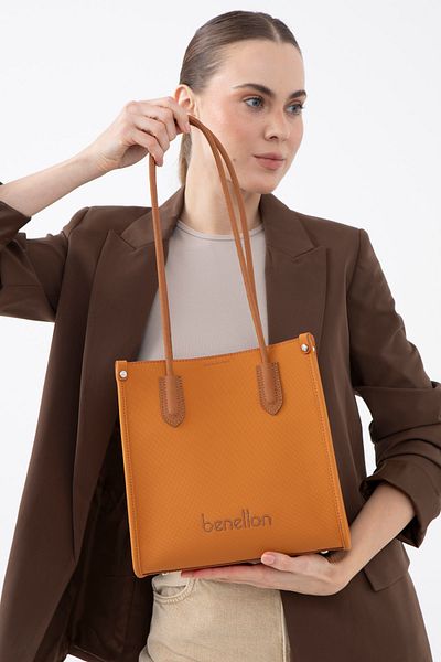 United Colors of Benetton Benetton Women's Sleeve Bag Hardal-Camel Bnt1610