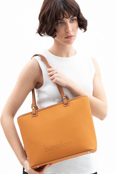 United Colors of Benetton Beneton Women's Shoulder Bag - Mustard-Camel Bnt1583