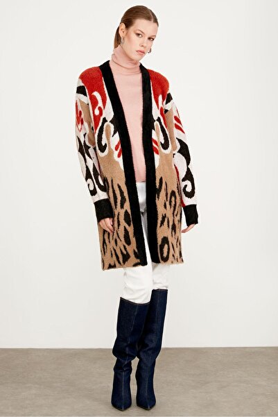 Tığ Triko ETEK UCU LEOPAR DESENLİ HIRKA CAMEL