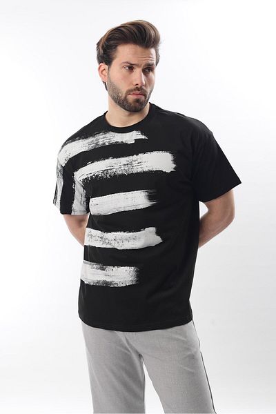 Madmext Ανδρικό T-shirt με μαύρο εμπριμέ κανονική εφαρμογή E7107