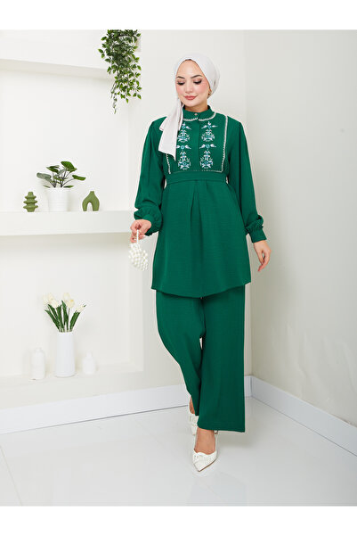 EFSUN MODA Costum din broderie AYROBİN TESTET 637 SMARALD