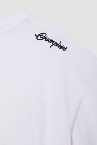 Quzu White Color Thick Text Printed T-Shirt