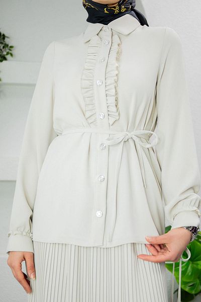 Tesettür Çarşım Ecru Terra Crepe Set - Ruffled Blouse and Pleated Skirt