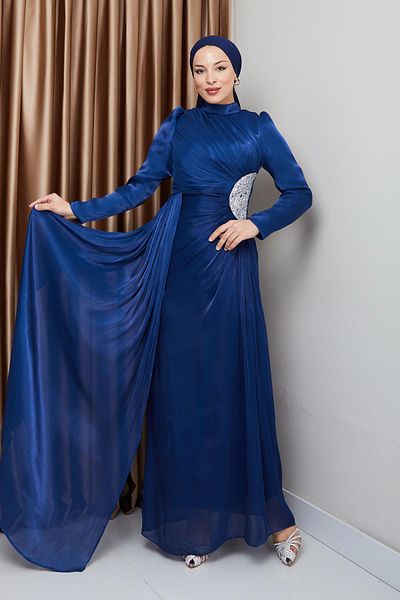 Olcay Yoryo Silk Hijab-Abendkleid mit Steindetail an der Taille und Kordelzug K. INDIGO 1233