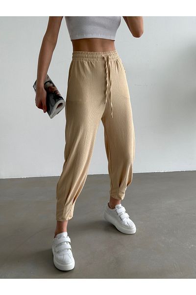 BEJNA Beigefarbene Hose mit Bundfalten für Damen