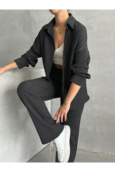 BEJNA Schwarzes rustikales Damen-Shirt-Set - Oberteil und Unterteil