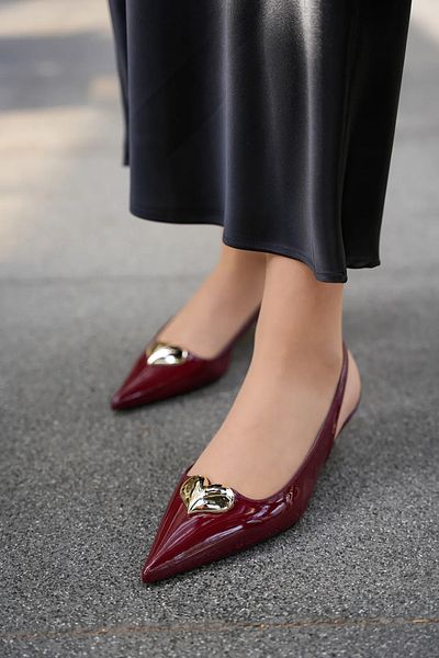 LamintaGlobal Palmy Burgundy Patent Leather Heart Detailed Women's Heeled Shoes