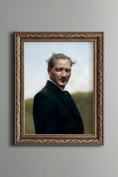 epiqart Atatürk Portresi - Vintage Desenli Çerçeve