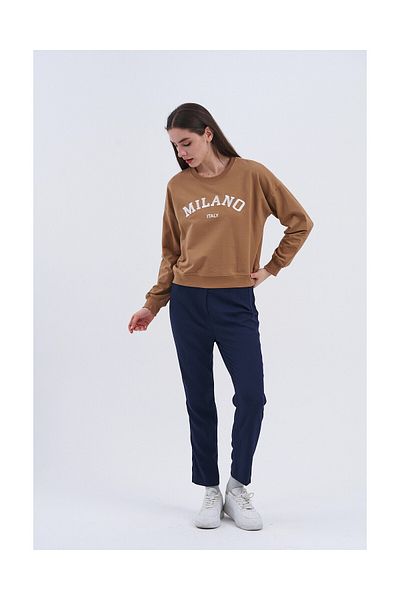MODATALİKA Trend Woman Αυτό το φούτερ είναι η τέλεια συνάντηση του αστικού και του casual στυλ