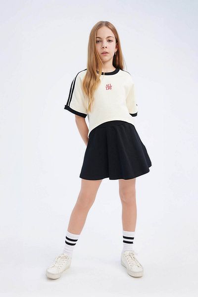 DeFacto Girls' 2-Piece Set Crew Neck Printed Short Sleeve T-Shirt Skirt E0416A825Sm