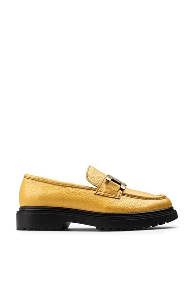 Deery Дамски обувки от естествена кожа с жълта катарама