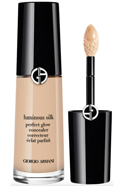 Giorgio Armani Luminous Silk Face and Under-Eye Concealer