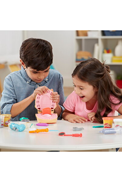 Hasbro PLAY-DOH DENTIST SET WITH ACCESSORIES AND COLORED TEETH