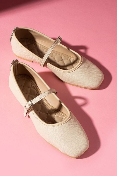 FUGA MODA Balerini Belton Beige cu curea naturală cu cataramă