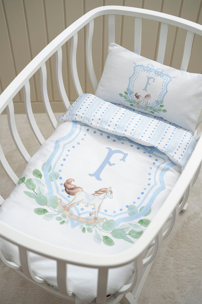 Pithy طقم غطاء لحاف جانب الأم بحرف F (60X100) - سلسلة خاصة باللون الأزرق