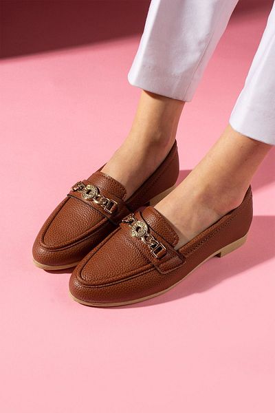FUGA MODA Meralis Tan Rotund Obiect Detaliu Accesorii Pantofi de zi cu zi Loafer Balerini