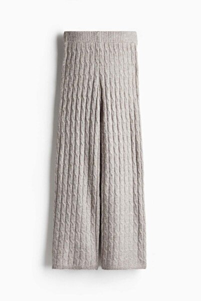 H&M بنطلون محبوك بالكابل
