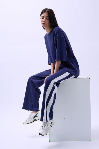 Black Fashion Pantaloni de sport bleumarin cu dungi laterale