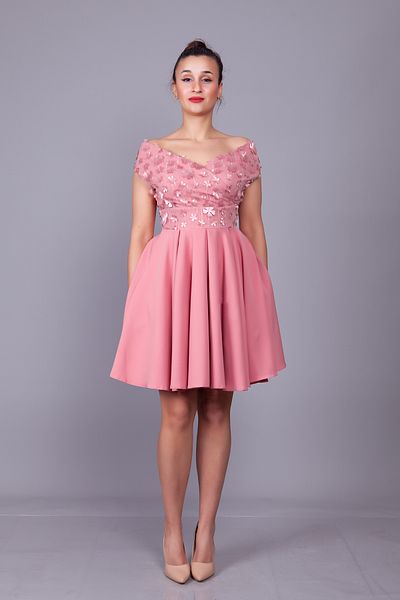 Bidoluelbise Βραδινό φόρεμα μίνι με λαιμόκοψη Dusty Rose Boat λαιμόκοψη με λεπτομέρεια από τούλι