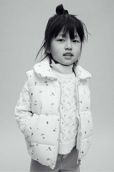 H&M Printed puffer gilet