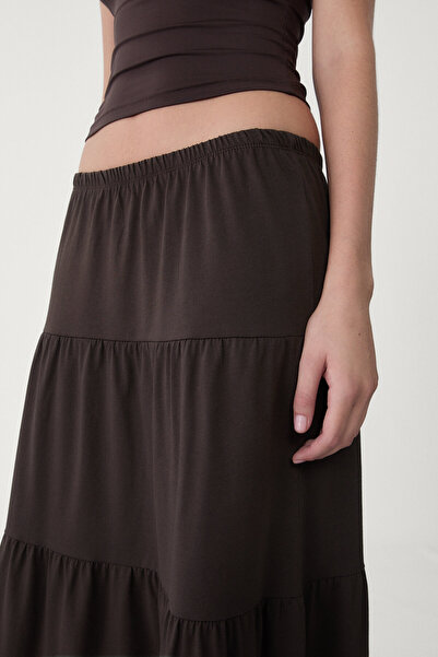 Stradivarius Uzun dökümlü bohem etek