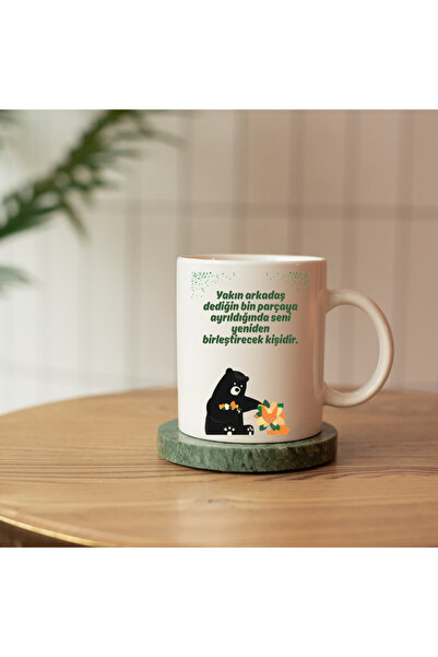 kubdekor الصديق المقرب هو الشخص الذي سيعيدك إلى مكياجك عندما تقسمك إلى ألف قط...