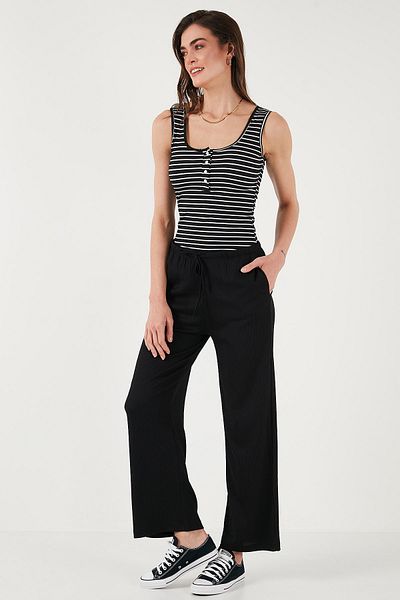Lela Regular Fit Regular Waist Wide Leg Pants Pants 5866117
