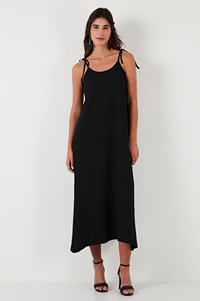 Lela Μακρύ φόρεμα με λουράκι με κανονική εφαρμογή 5865732