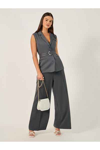 Styli Solid Regular Fit Belt Longline Waistcoat
