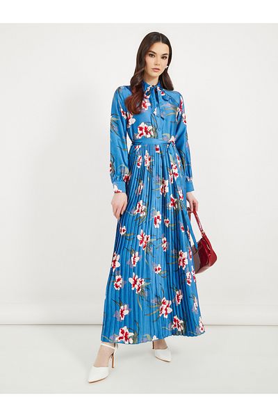 Styli All-Over Floral Print Pleated A-Line Maxi Dress