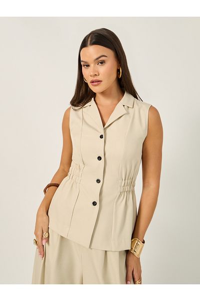 Styli Solid Notch Lapel Buttoned Top