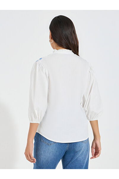 Styli Chambray Embroidered Buttoned Blouse with Balloon Sleeve