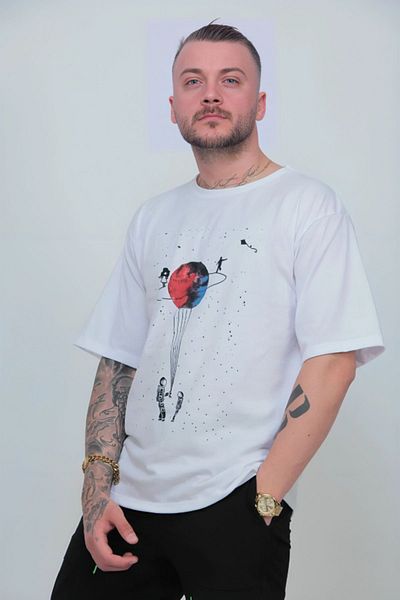 Guillermo Unisex Saturn Printed Oversize Tshirt