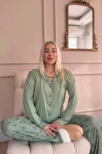 Pijamaevi Green Floral Print Bamboo Front Button Long Sleeve Women's Pajamas Set