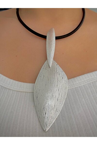 GM TAKI Ethnic Bohemian Design Silver Color Leaf Figured Dangle Necklace
