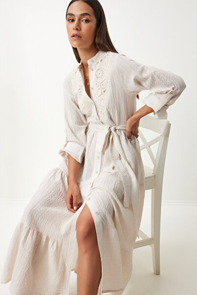 Lovelyİstanbul فستان قميص طويل من الكتان - مزين بالدانتيل والصوف، كريمي Ldm0001