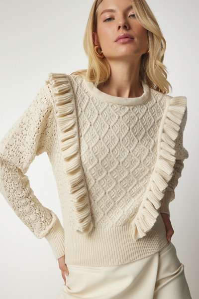 Lovelyİstanbul Cream Colored Openwork Knitwear Sweater - Ruffle Detailed Lyy0045