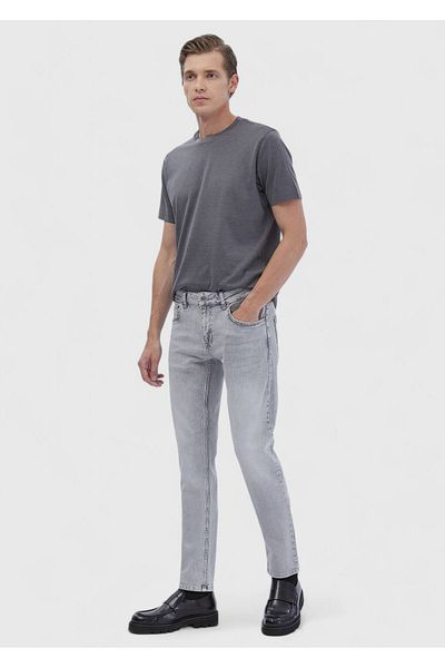 Ramsey Graue, gerade, schmal geschnittene Denim-Baumwollmischungshose