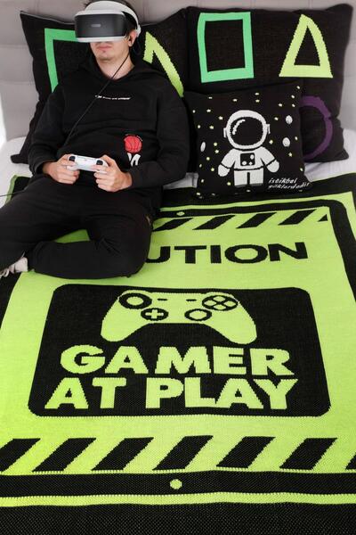DALİSA Neon Gamer Yatak Örtüsü, Desenli El Örgüsü, Nefes Alan Triko Battaniye