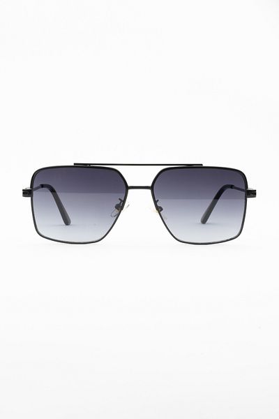 Focus On Eyewear نظارات شمسية للجنسين من أوستن