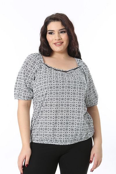 Şans Women's Plus Size Black Lapel Sleeve and Hemline Rubber Detail Short Sleeve Blouse 65N38768