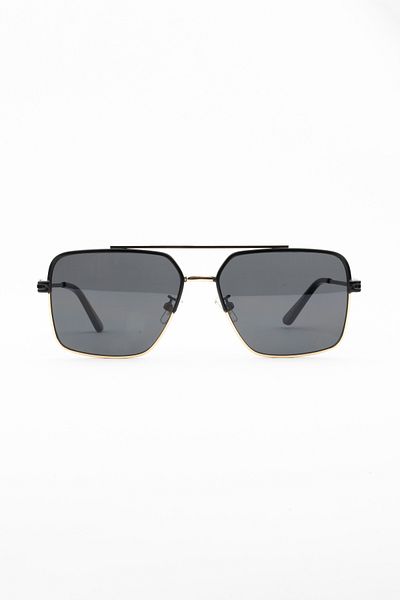 Focus On Eyewear نظارات شمسية للجنسين من أوستن