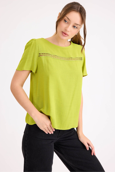 Vitrin Laced Short Sleeve Linen Blouse